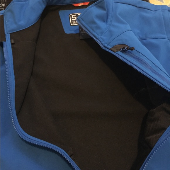 🛑SOLD🛑 5.11 tactical softshell jacket - Picture 4 of 5